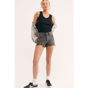 Levi’s 501 High Rise Shorts 29